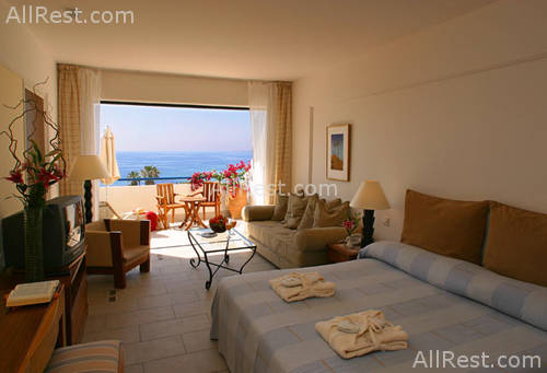 Azia Beach Hotel 18